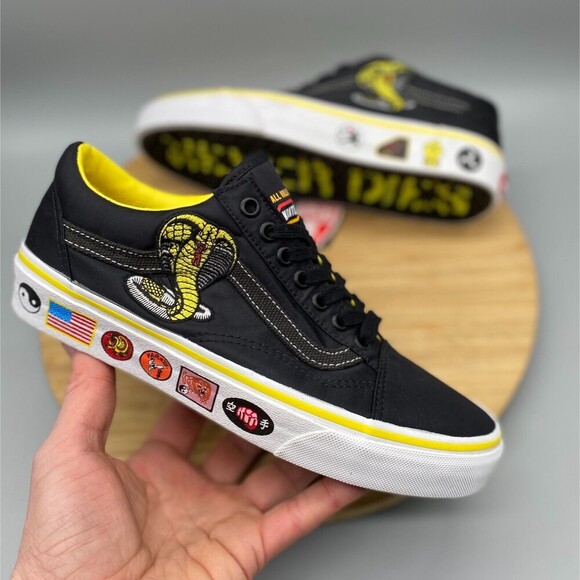 VANS Other - Vans Shoes Mens 7 Womens 8.5 Black Retro 90s Cobra Karate Canvas Denim Sneakers